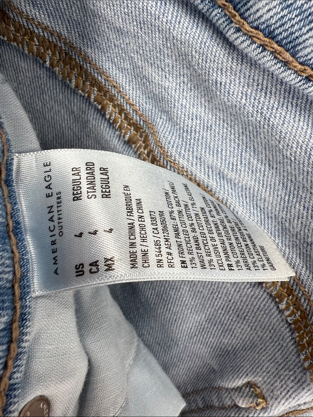 American Eagle - Women’s Jeans - Size 4 - Mom Jean - Light blue - Picture 9 of 11